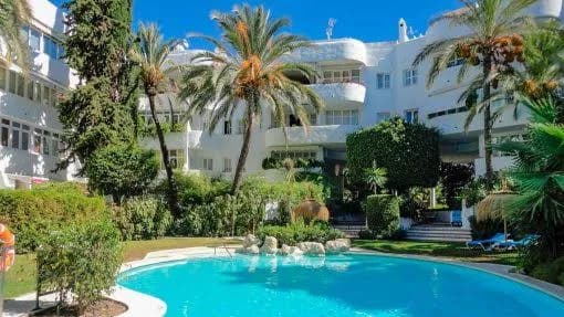 Living on the Golden Mile: An Unbeatable Location. 2-Bedroom Apartment in Marbella Real | The Golden Mile